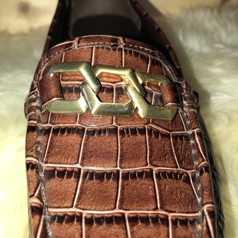 Ann Klein Brown Loafers - Picture 4 of 8